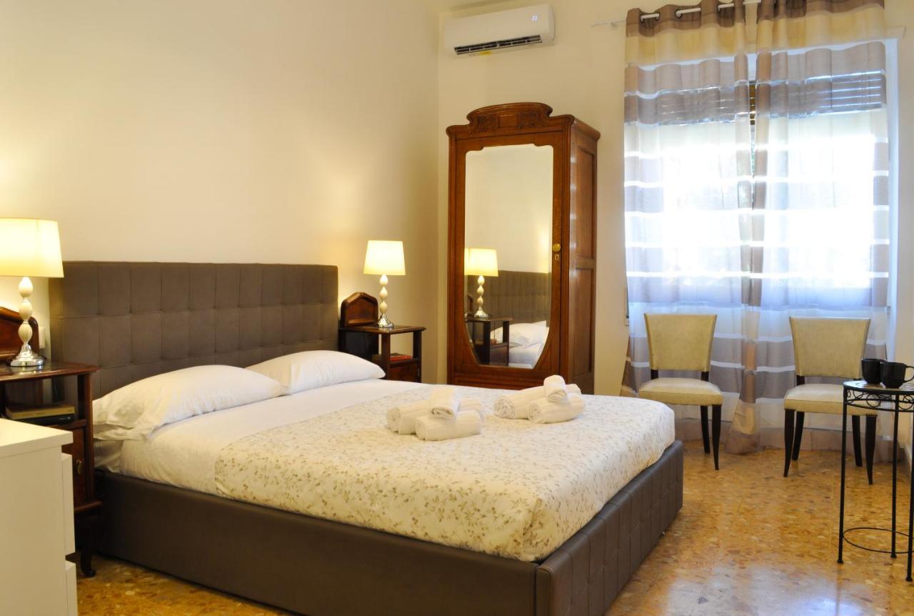 Trastevere Boulevard Рим Екстериор снимка